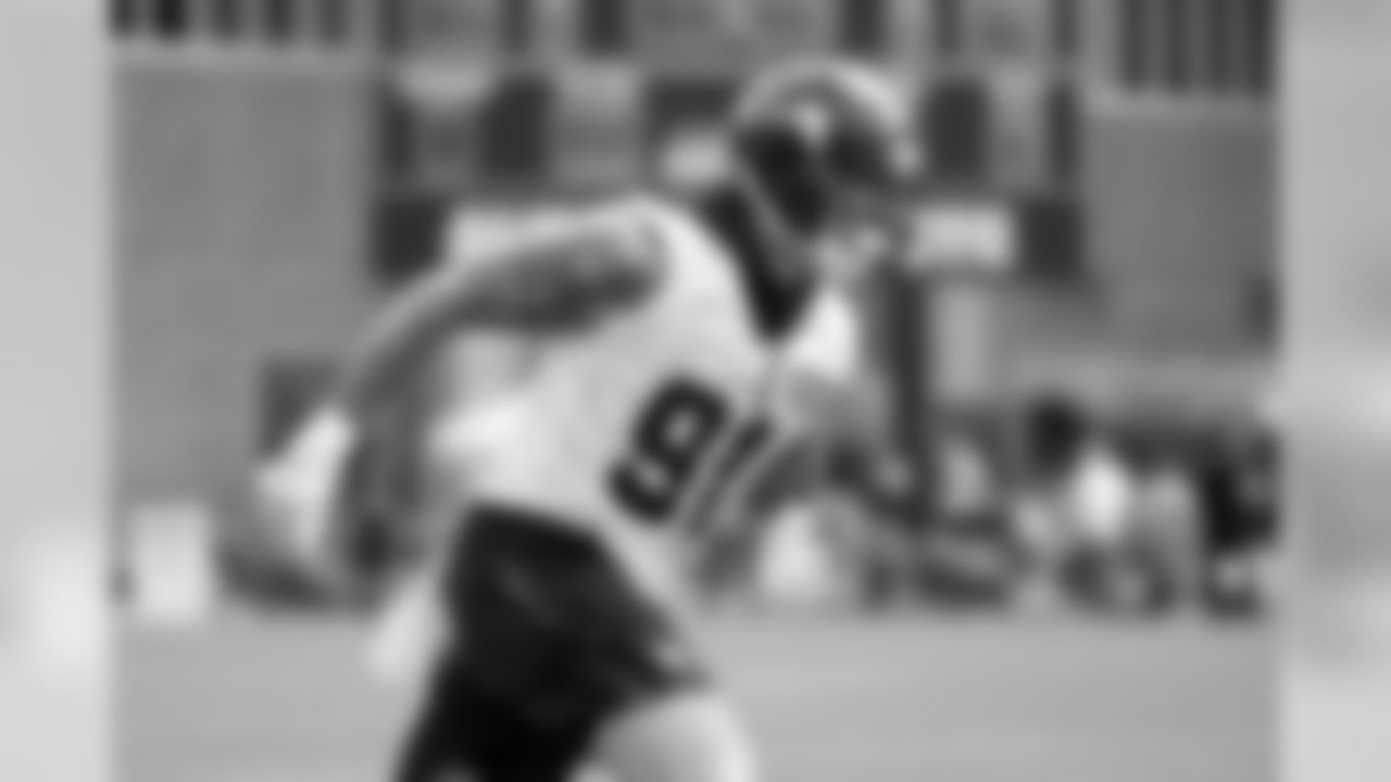 91_cassius_marsh_practice.jpg