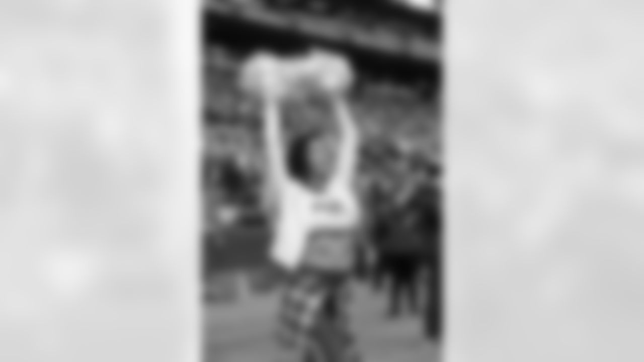 20230101_NYJvsSEA_Dancers_POTTER-0256