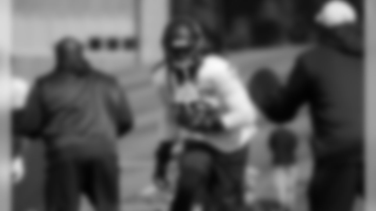 DE Jadeveon Clowney