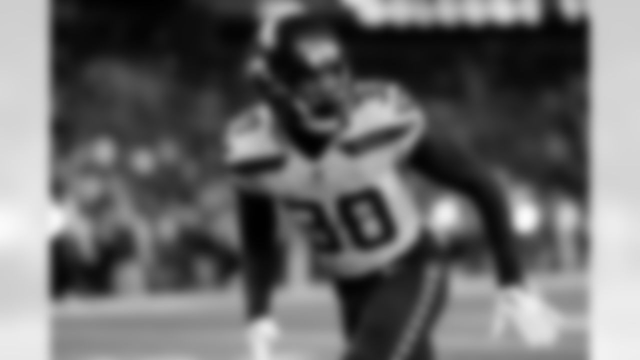 The best photos of Seahawks cornerback Mike Jackson from the 2022 season.