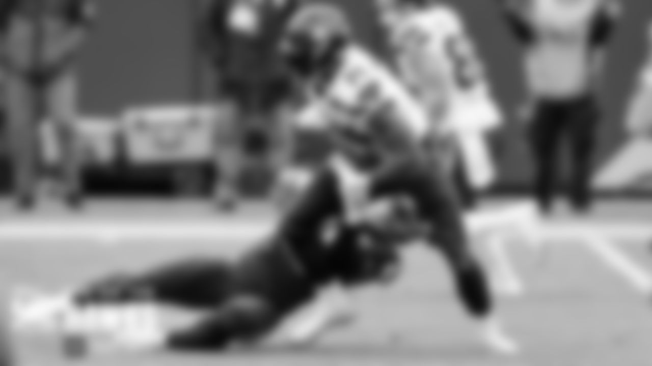 EyeOnTheHawks-Week15-20201220_14-00-55_CR_AR9I8822