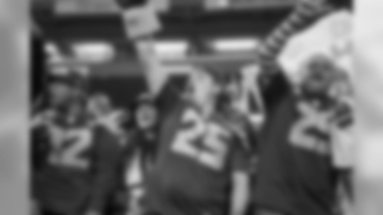 Quarterback Tom Brady