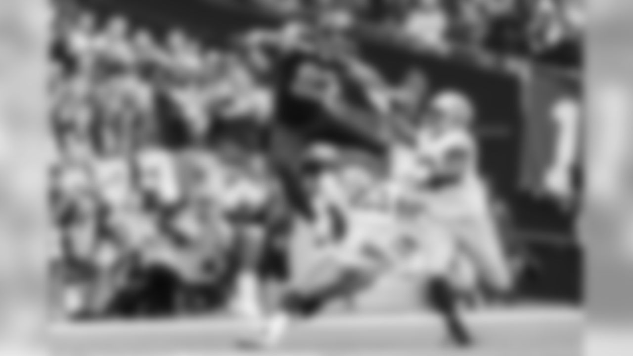 eye_wk_2_49ers_28_0.jpg