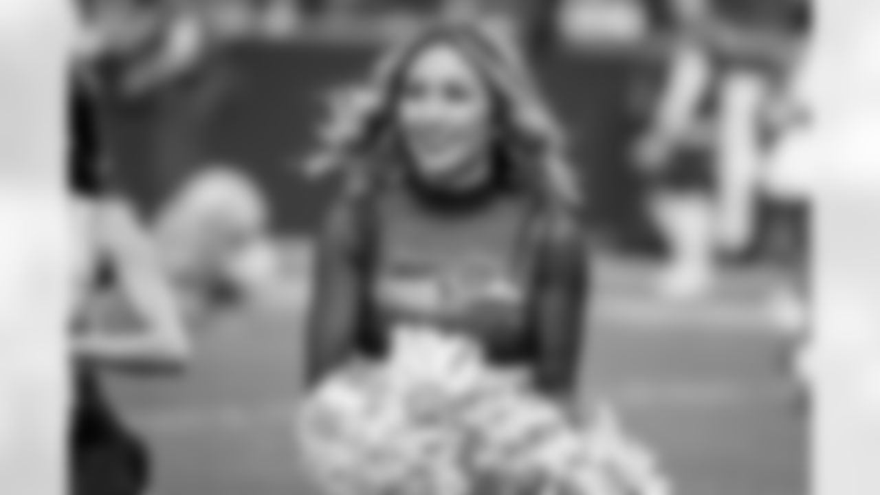 Seahawks-Pro-Bowl-Kiana-DSC_6334