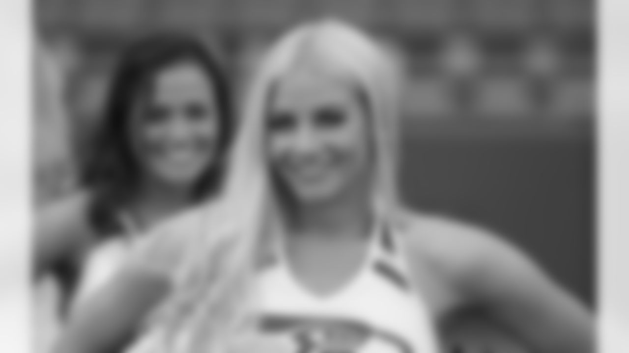 Behind the scenes with the Seahawks Dancers as they prepare for preseason week 3 vs. the Los Angeles Chargers at Lumen Field.
