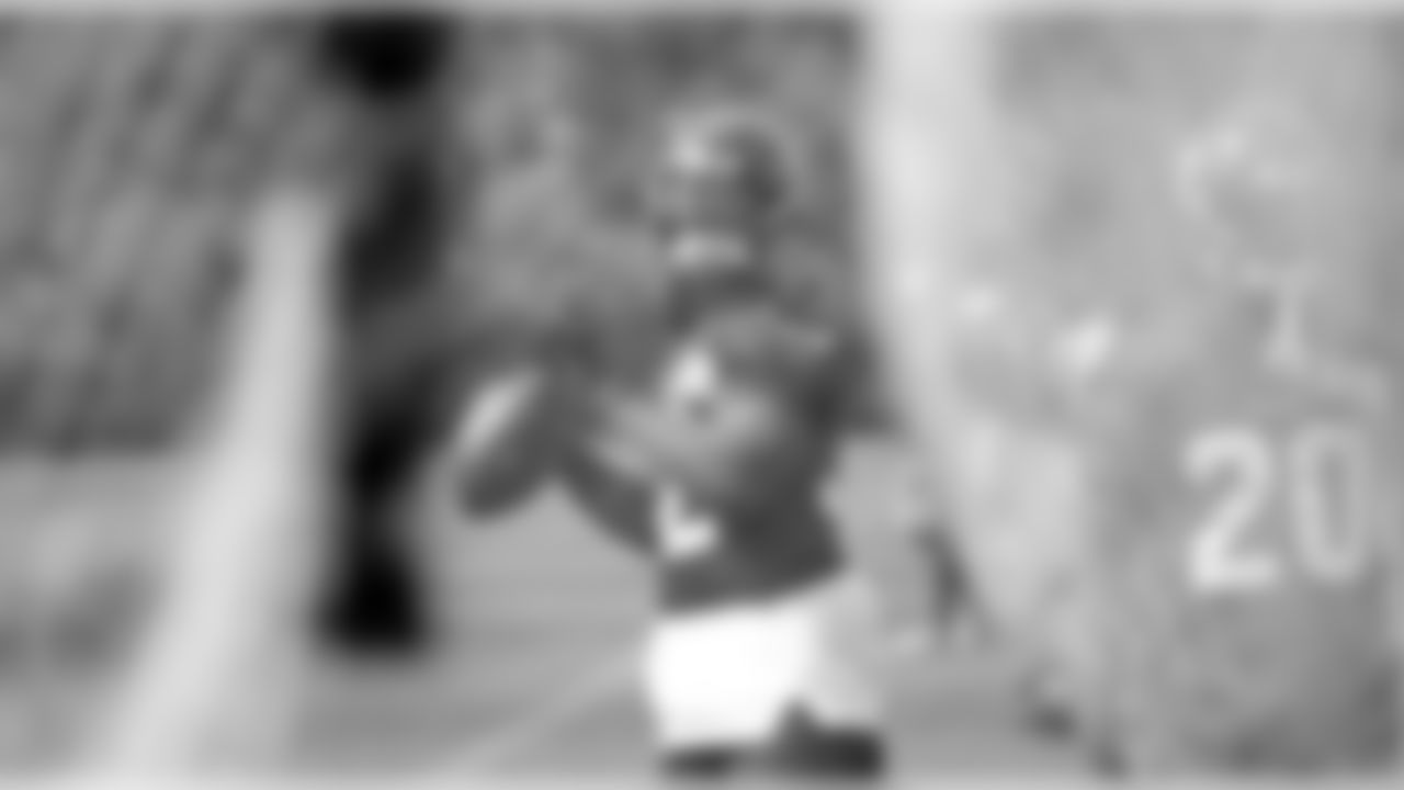 RB Chris Carson