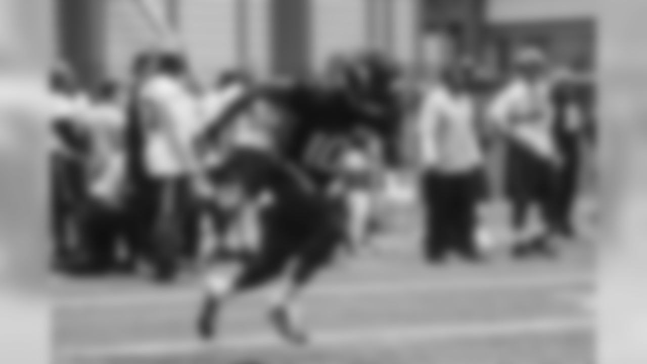 [October 16, 2005]: Seahawks 42- Texans 10