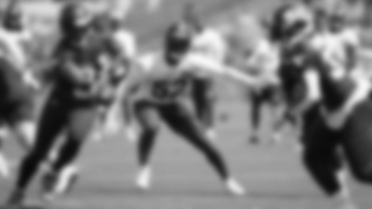 Some of the best photos of Seahawks defensive end Darrell Taylor taken during the 2021 season.