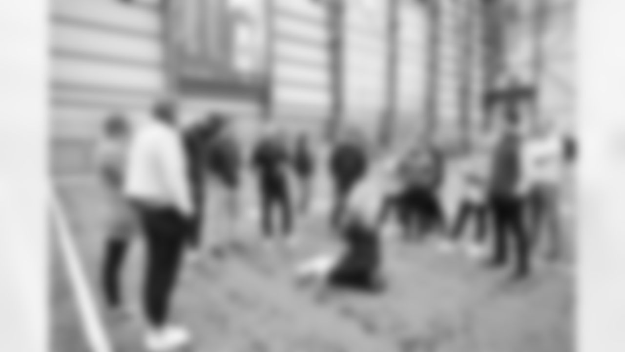 Seahawks-CPR-Training - 20230501_15-37-54_2438