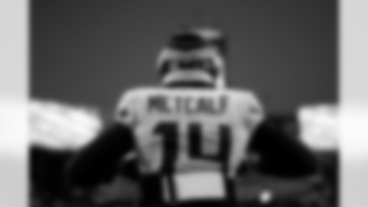 The best photos of Seahawks wide receiver DK Metcalf from the 2022 season.