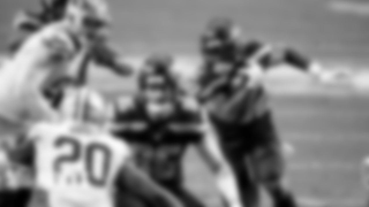 EyeOnTheHawks_17_17-00-40_RF_XRF3520