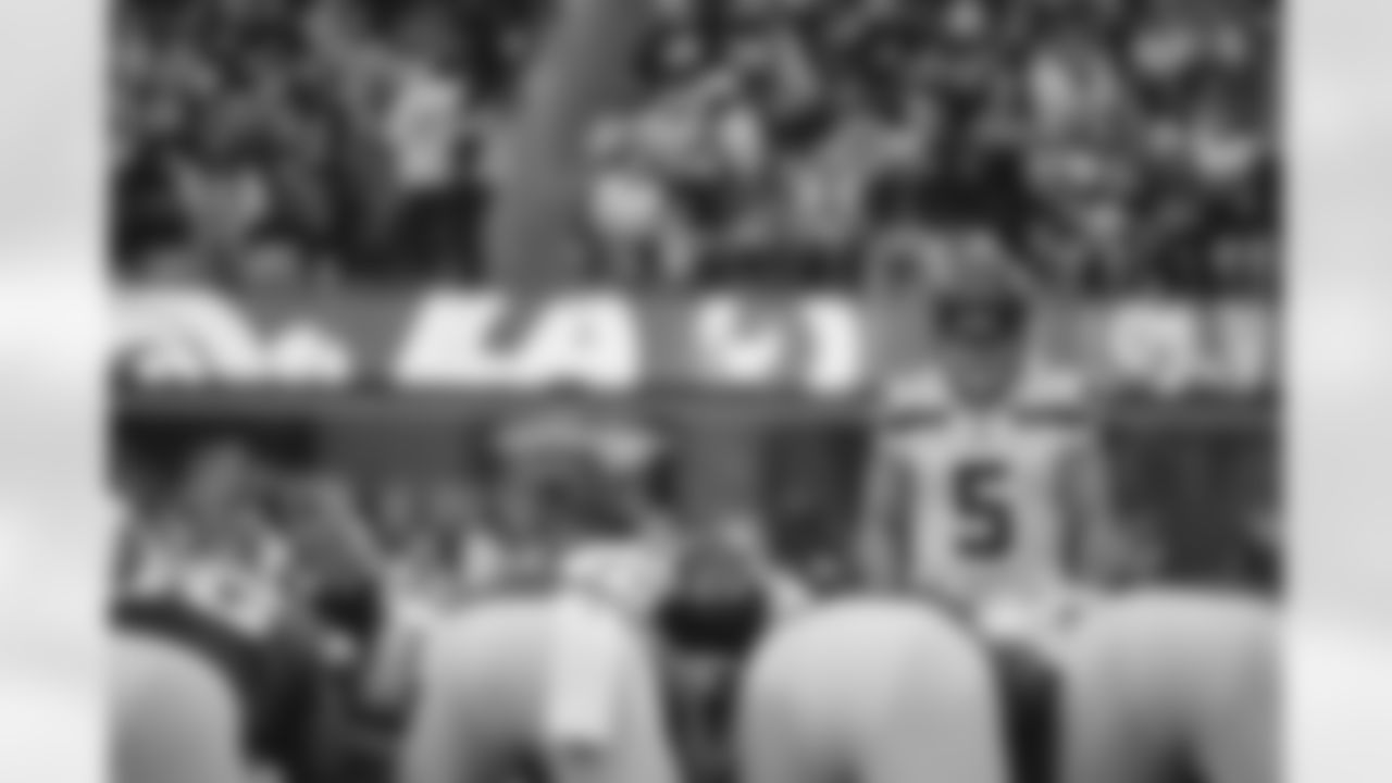 20221204_SEAvsLAR_HOOPER-43