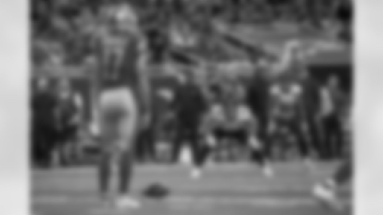 The best photos of Seahawks linebacker Nick Bellore from the 2022 season.