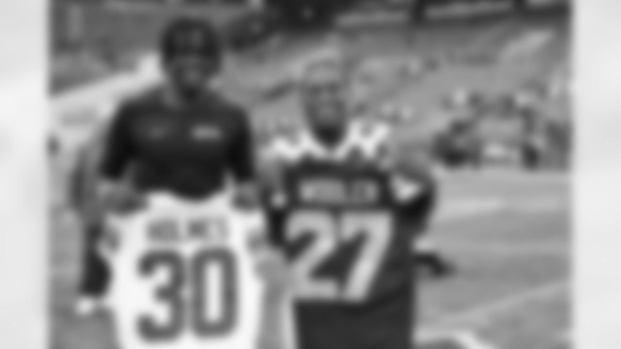 The best photos of Seahawks cornerback Tariq Woolen from the 2022 season.