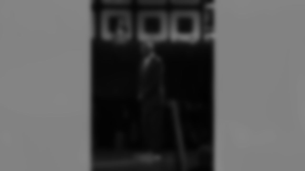 cst_am4i2162.jpg
