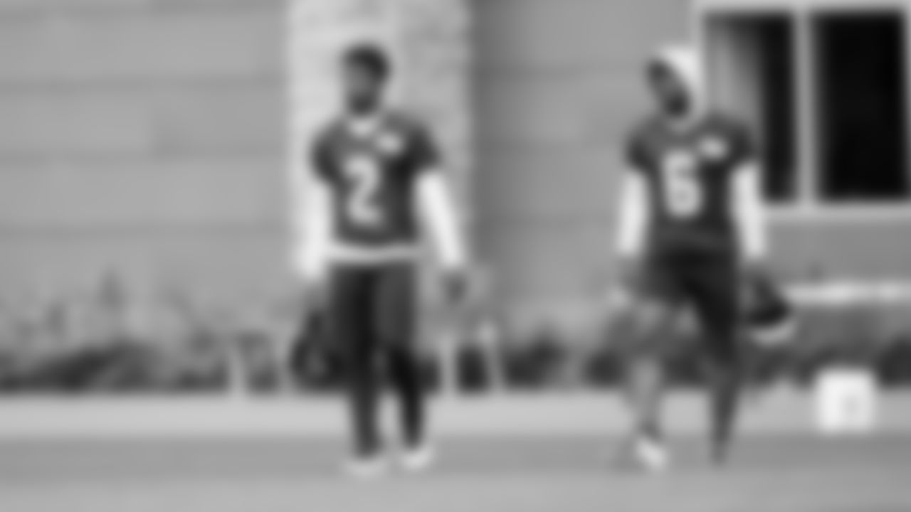 Seahawks players practice on September 9, 2021 at the Virginia Mason Athletic Center in Renton.