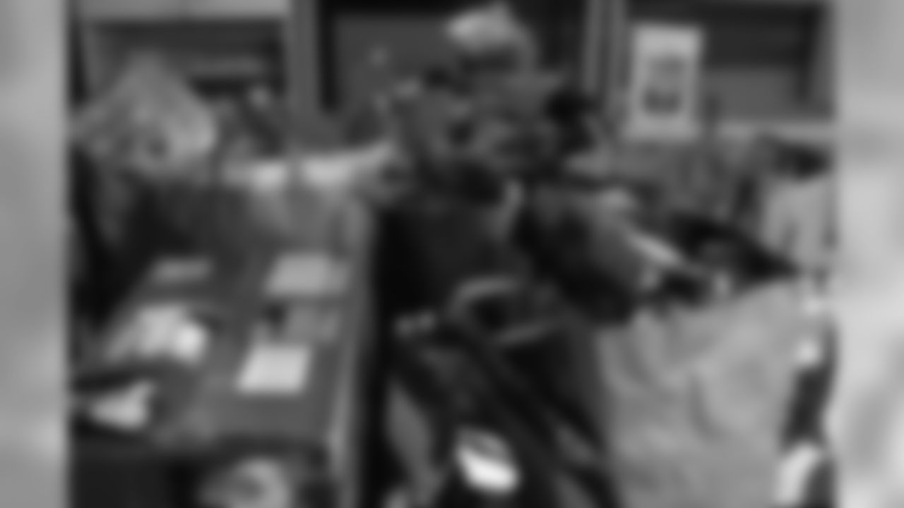 CJMP_JR-3928