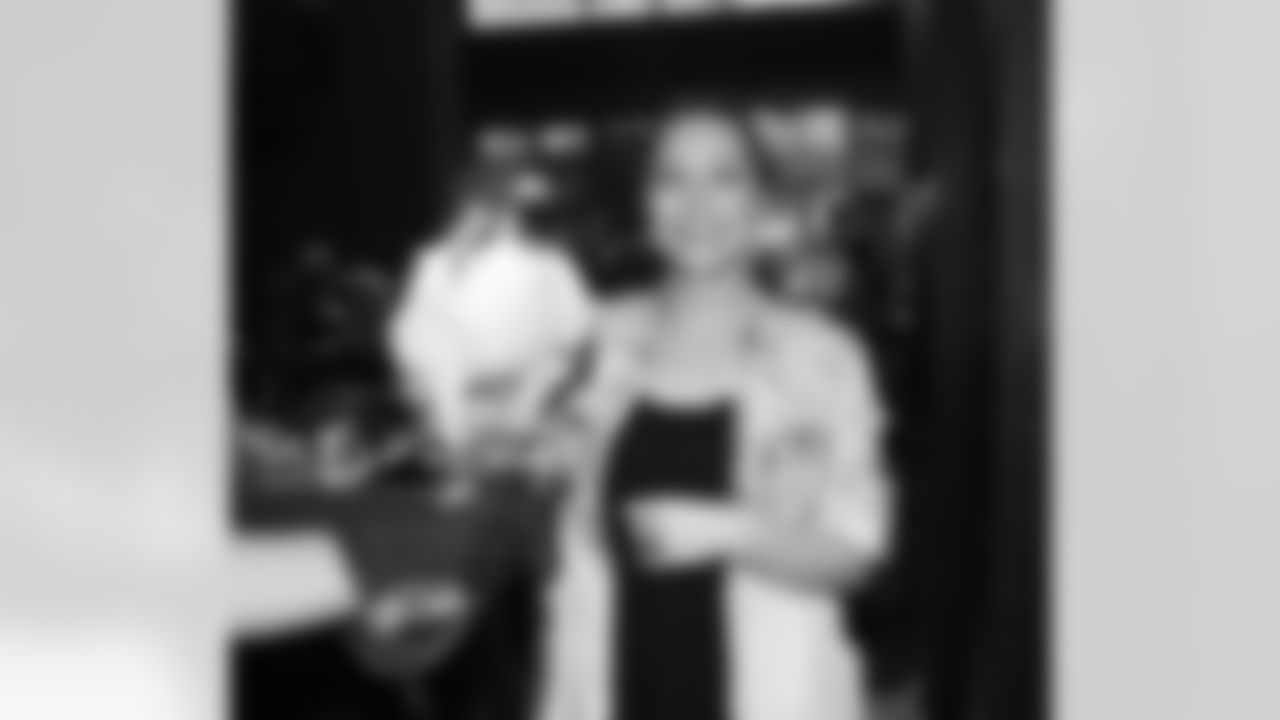 Seahawks-Taima-Through-The-Years-20180426_17-18-17_6393