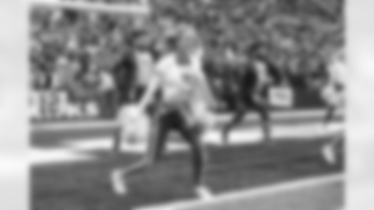 20230101_NYJvsSEA_Dancers_POTTER-3588