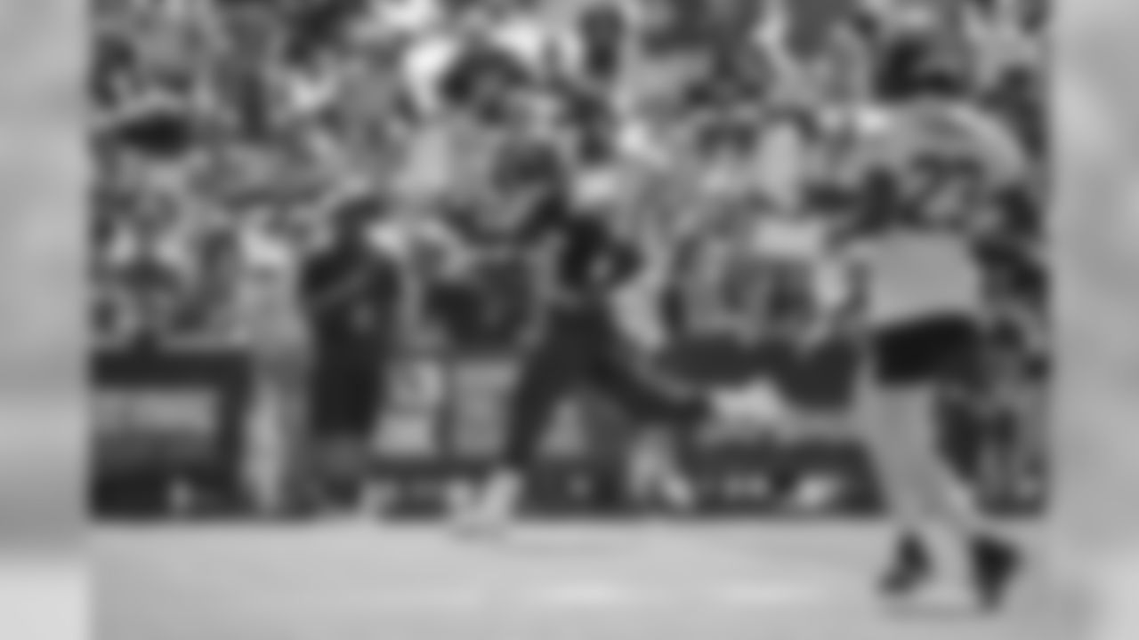 RB Chris Carson