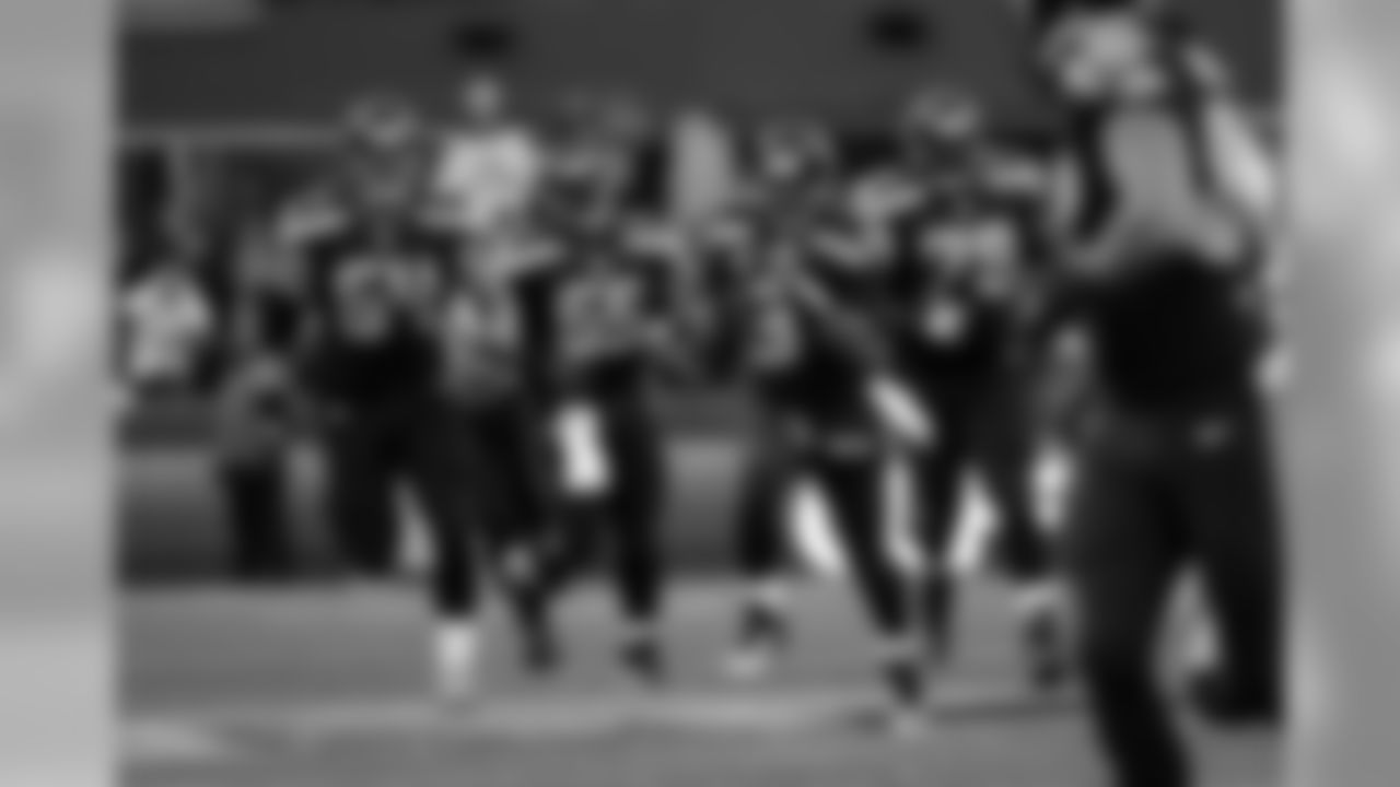 russellwilson_running-35.jpg