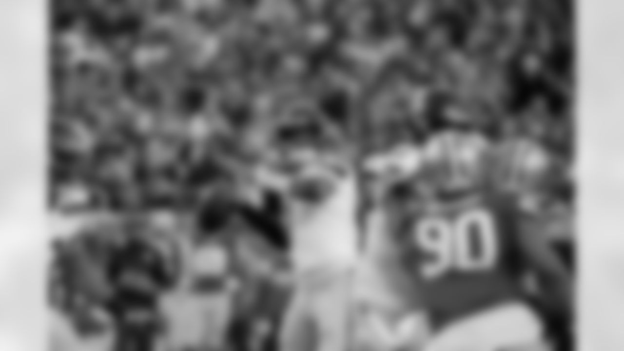 The best photos of Seahawks quarterback Geno Smith from the 2022 season.