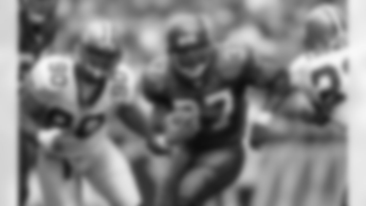 Seahawks-Saints-Through-The-Years-20030907_15-16-53_5458