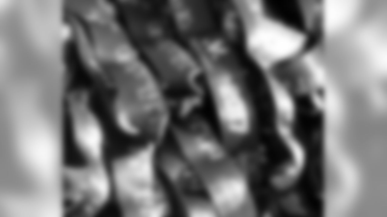 cst_ek2v1095.jpg
