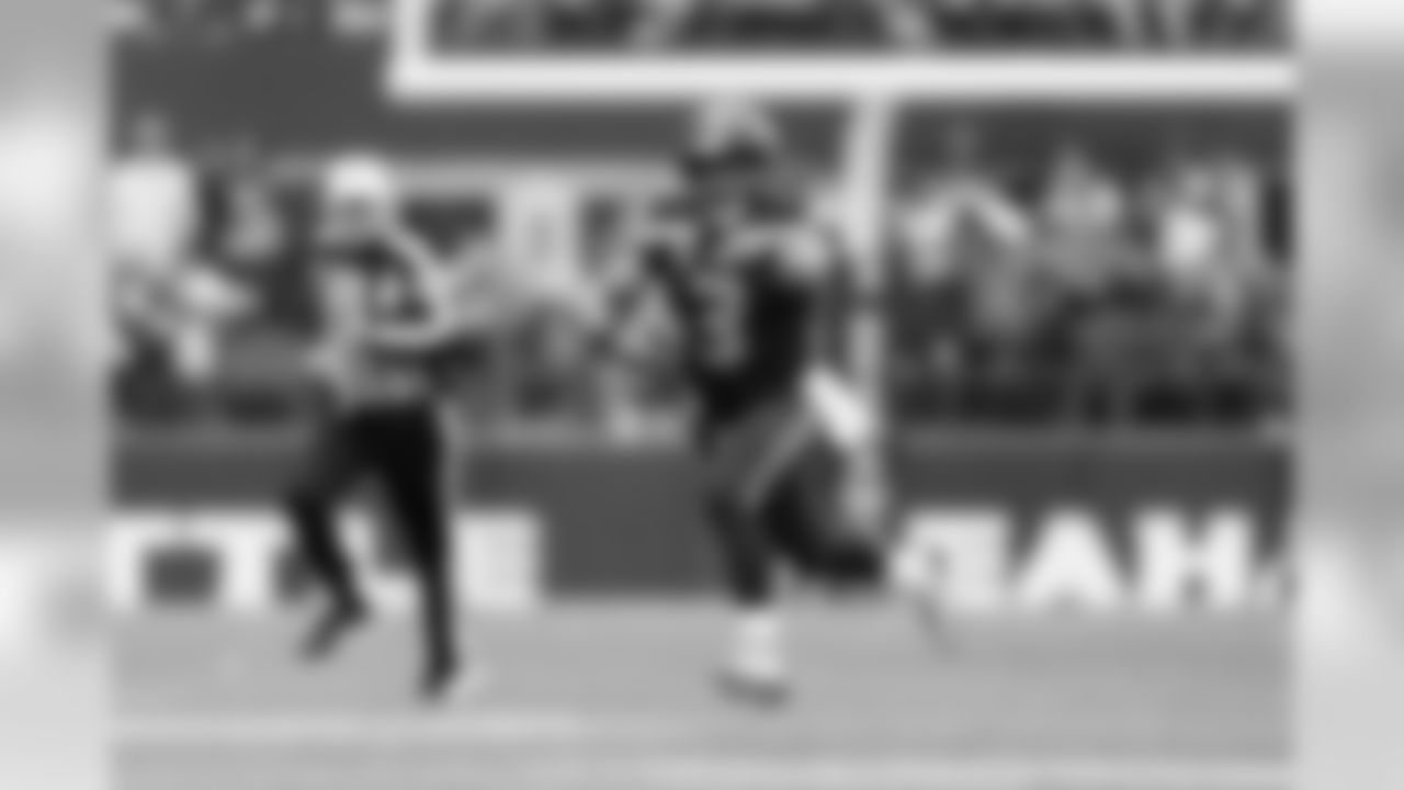 eye_wk_2_49ers_35.jpg