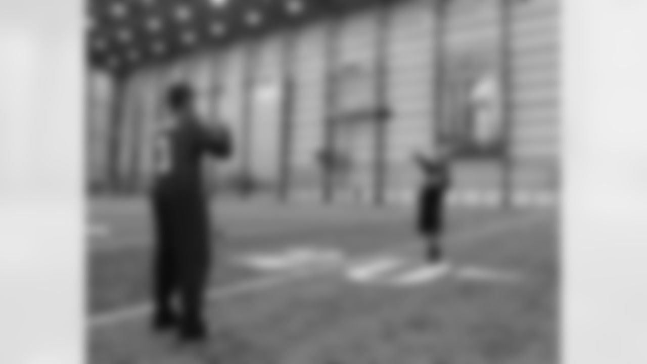 cst_am4i8205.jpg
