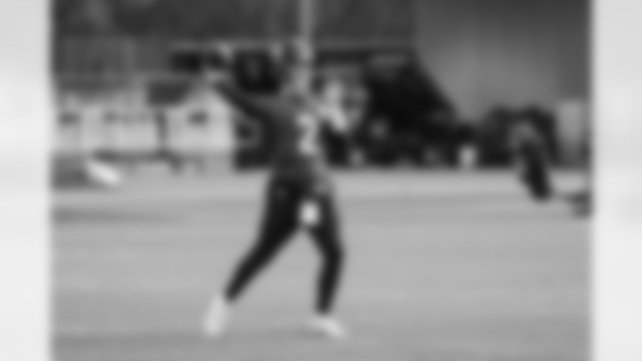 The best photos of Seahawks quarterback Drew Lock from the 2022 season.