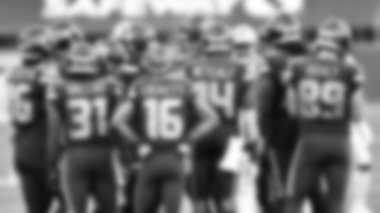 The Seattle Seahawks huddle up on offense during an NFL football game against the San Francisco 49ers on Sunday, November 1, 2020 in Seattle, Washington. (Alika Jenner/NFL)