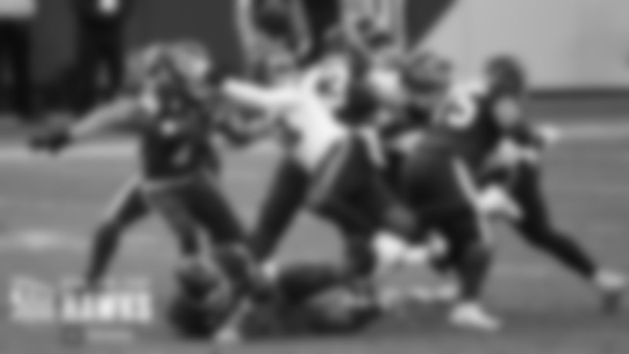 EyeOnTheHawks-Week15-20201220_14-01-45_RH_DSC_9997