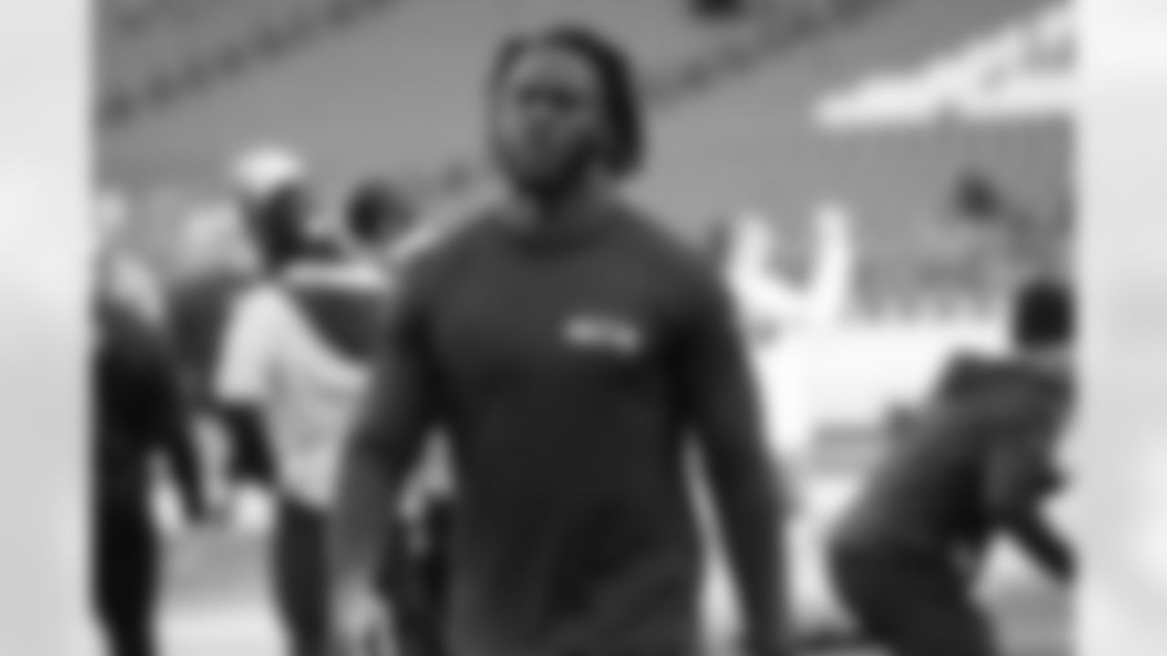 Some of the best photos of Seahawks defensive end Darrell Taylor taken during the 2021 season.