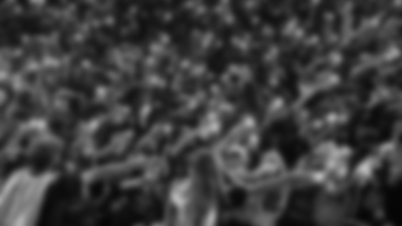Seahawks-Blue-Friday-Night-Lights-Selects-20210910_20-21-02_107814