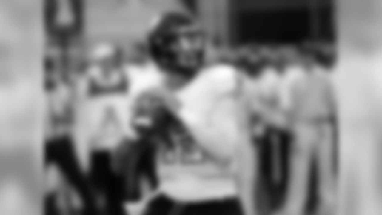 Florida International quarterback Alex McGough looks for a receiver against Central Florida during the first half of an NCAA college football game, Thursday, Aug. 31, 2017, in Orlando, Fla. (AP Photo/John Raoux)