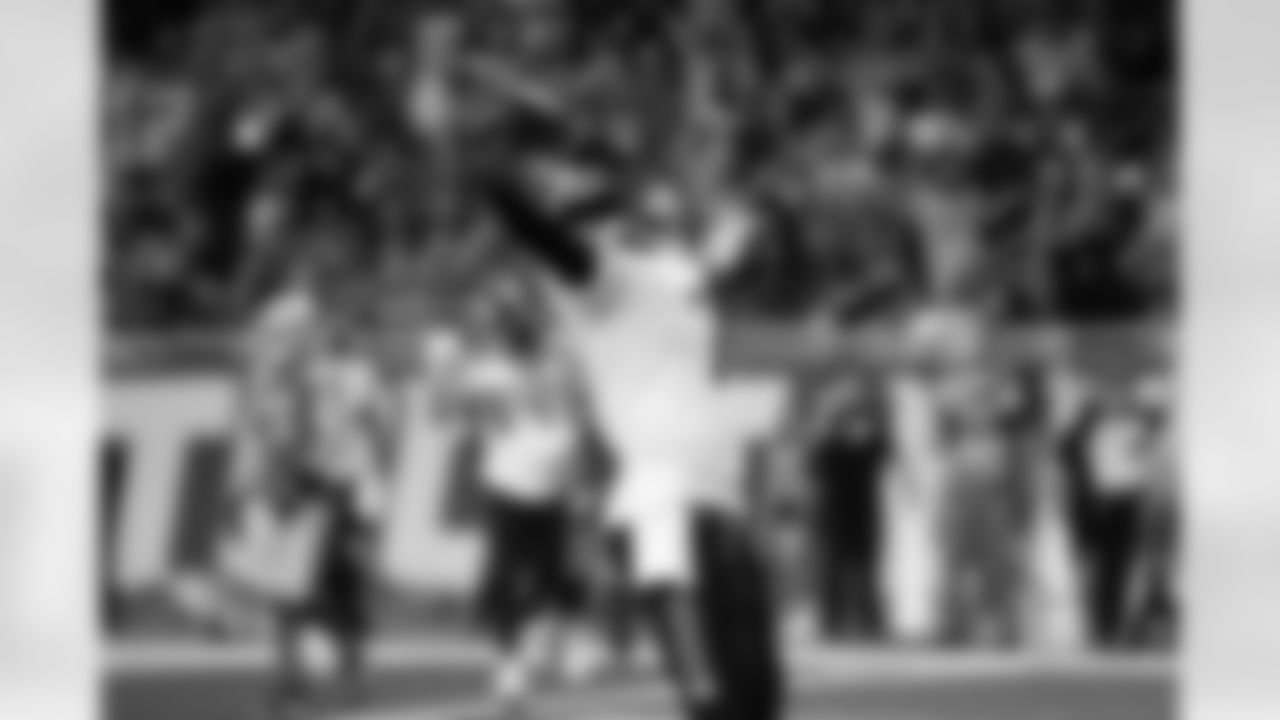 The best photos of Seahawks quarterback Geno Smith from the 2022 season.