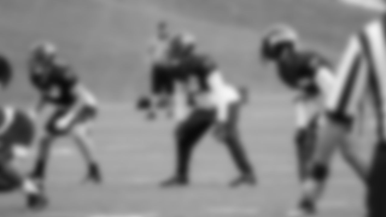 LB Austin Calitro