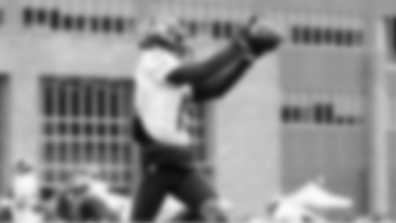 WR John Ursua