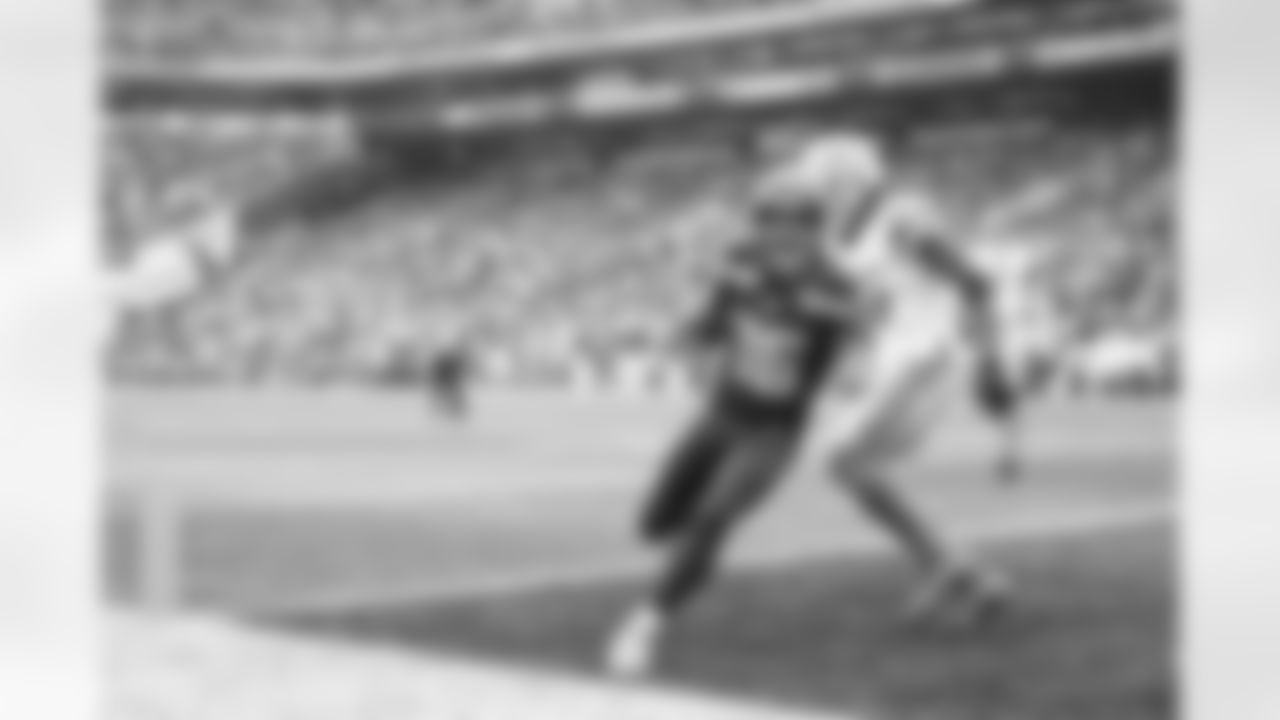 Some of the best photos of Seahawks wide receiver Tyler Lockett from the 2021 season.