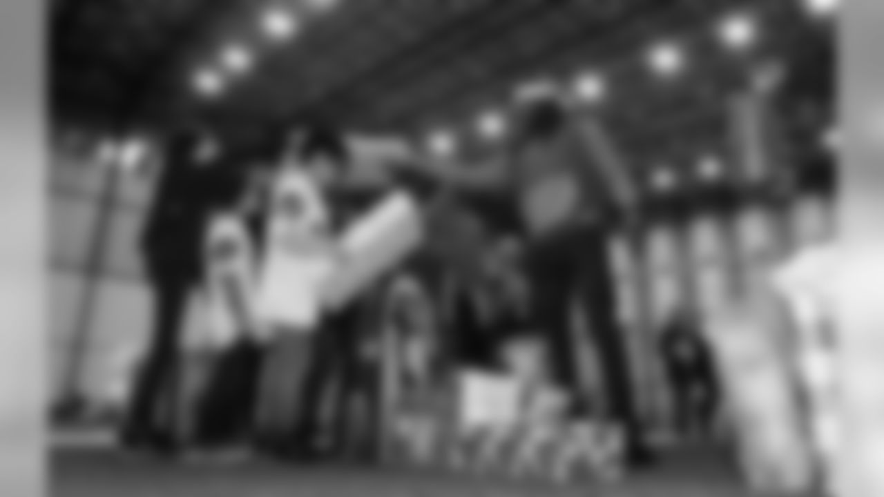 3cst_am4i6797_0.jpg