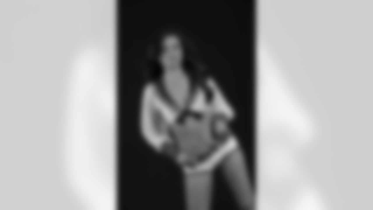 temp20130522_SEAGALS_GLAMOUR_3487.jpg