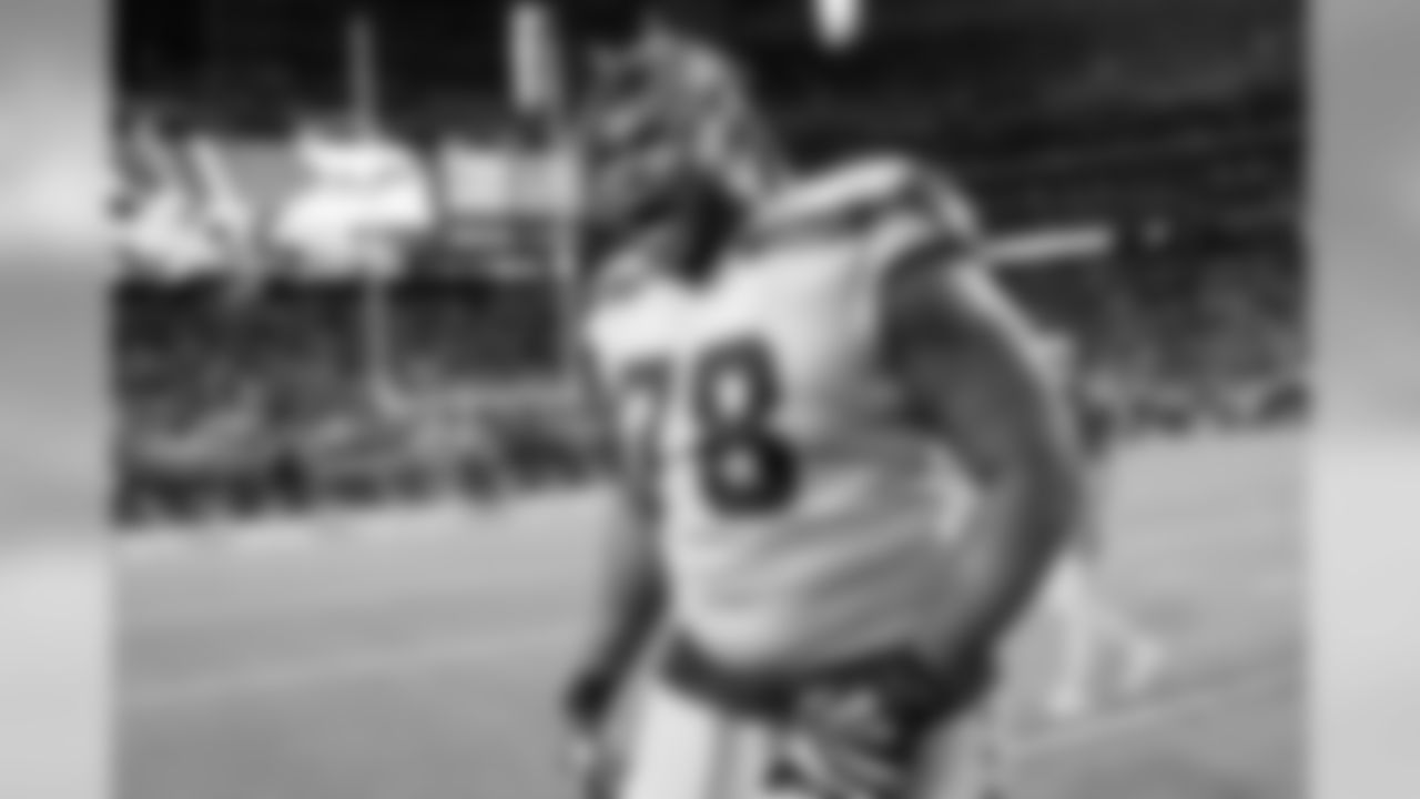 Seattle's D.J. Fluker yells as he celebrates after the last-second victory.