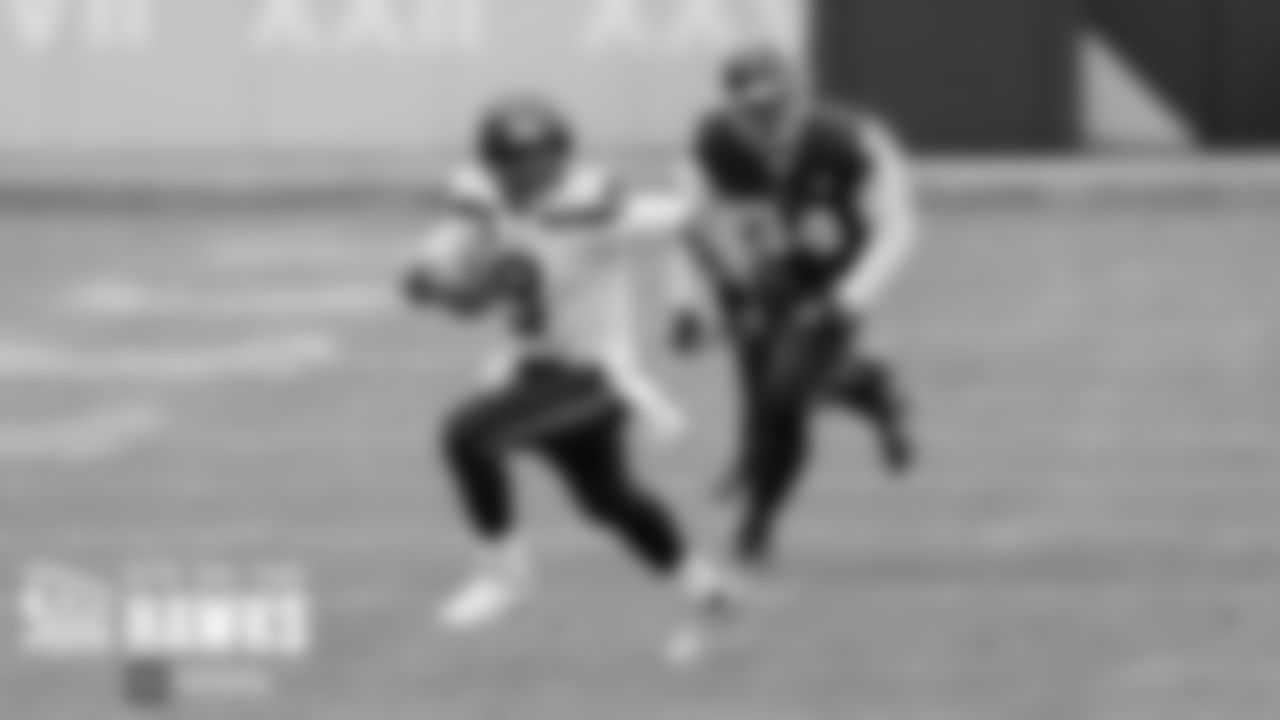 EyeOnTheHawks-Week15-20201220_13-07-55_CR_AR9I8269