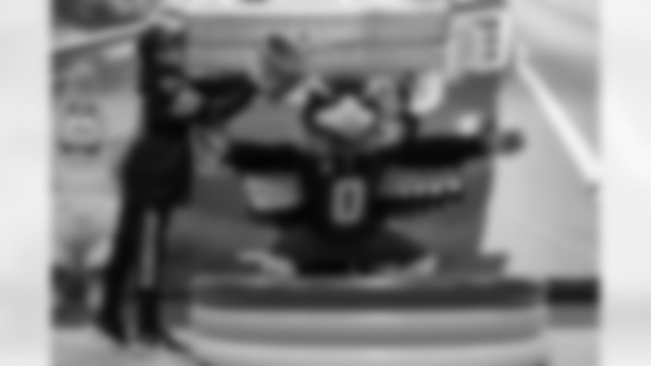 Seahawks-Nickelodeon-20230101_12-32-26_98125