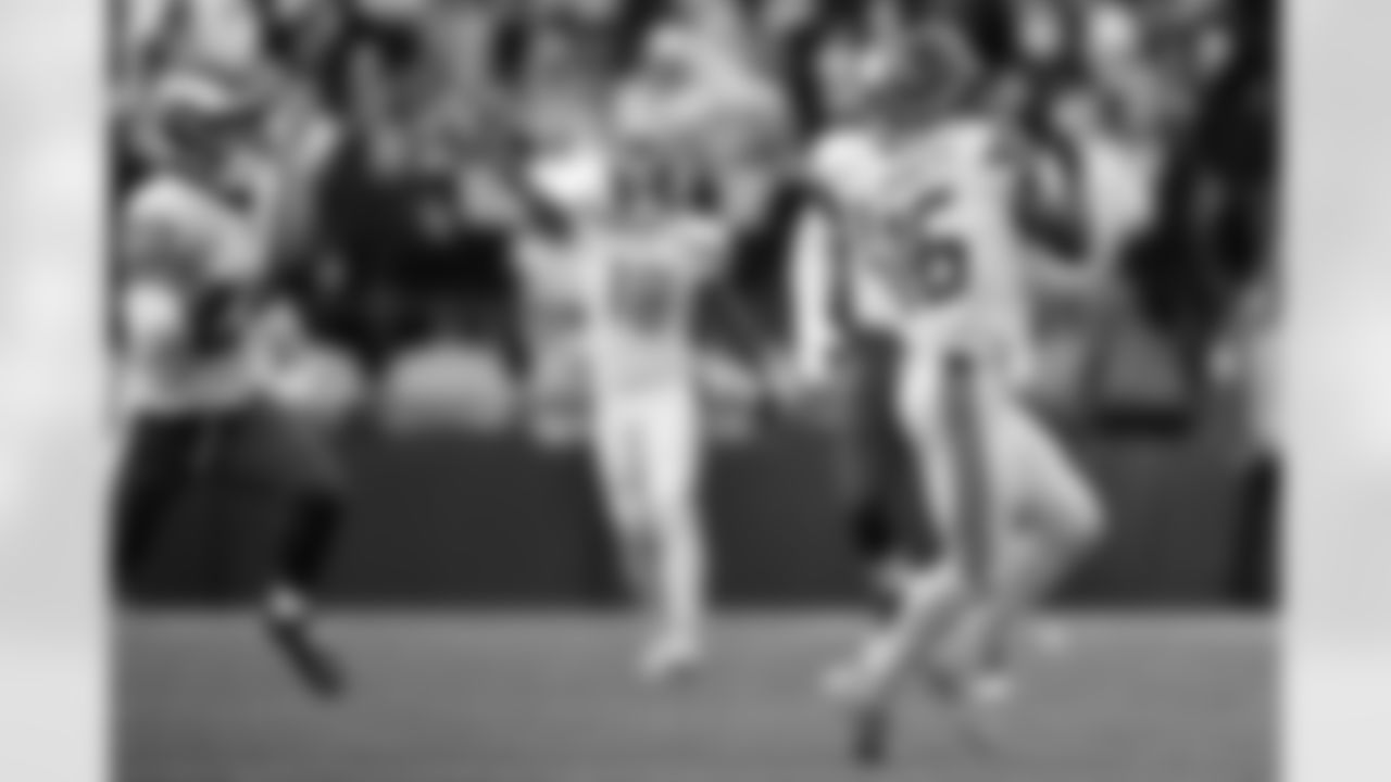 20211007_LARvsSEA_MAR_RM2_7714