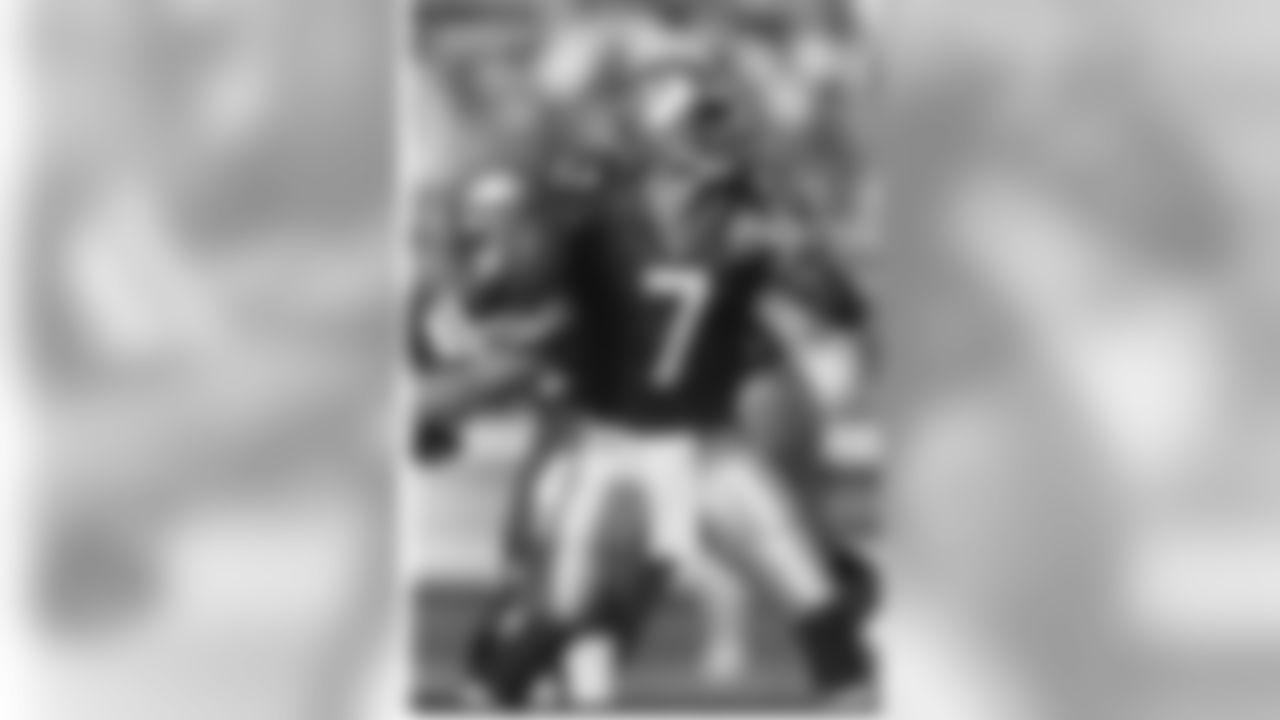7 - QB Jon Kitna