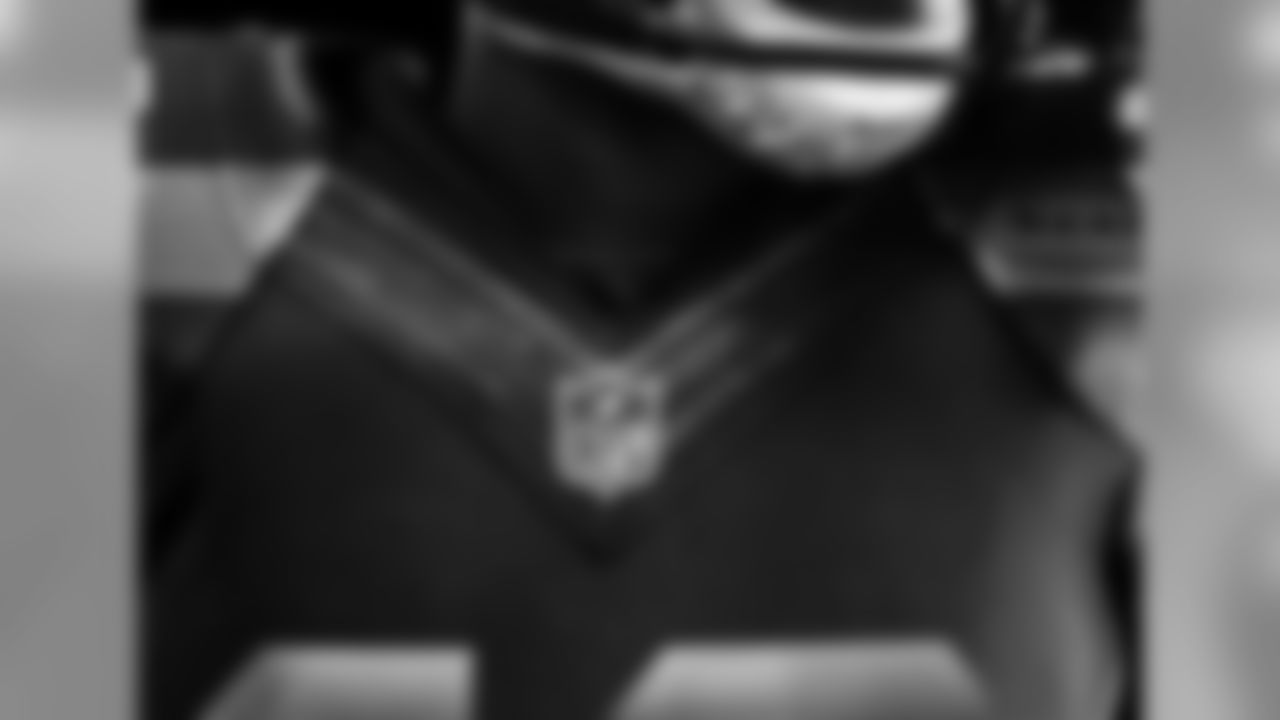 NFL_2012_SeattleSeahawks_Flywire_9114.jpg