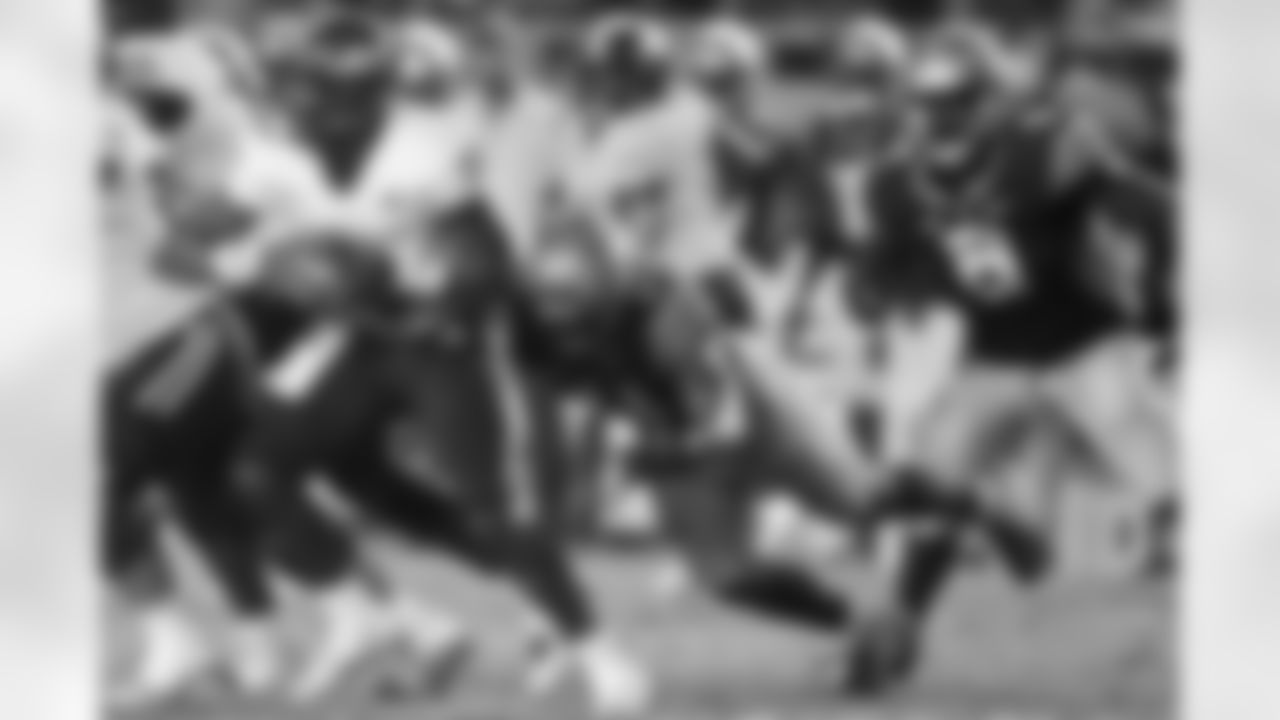 Rob Rang's NFL Draft Projections: First Round, No. 9 overall – Jermaine Johnson II, Edge, Florida State (AP Photo/Phil Sears)
