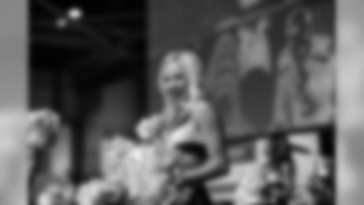 bestofbackstage_seagals_janegphoto-8.jpg